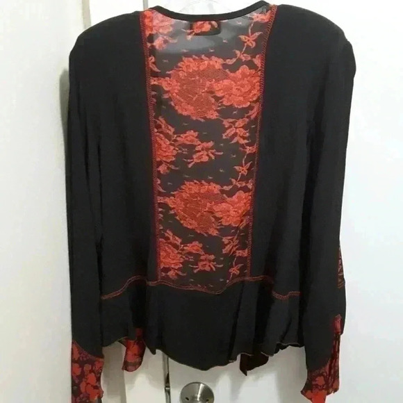 Tommy N LouLou Open Sheer Black & Red Jacket/cover up - Picture 3 of 9